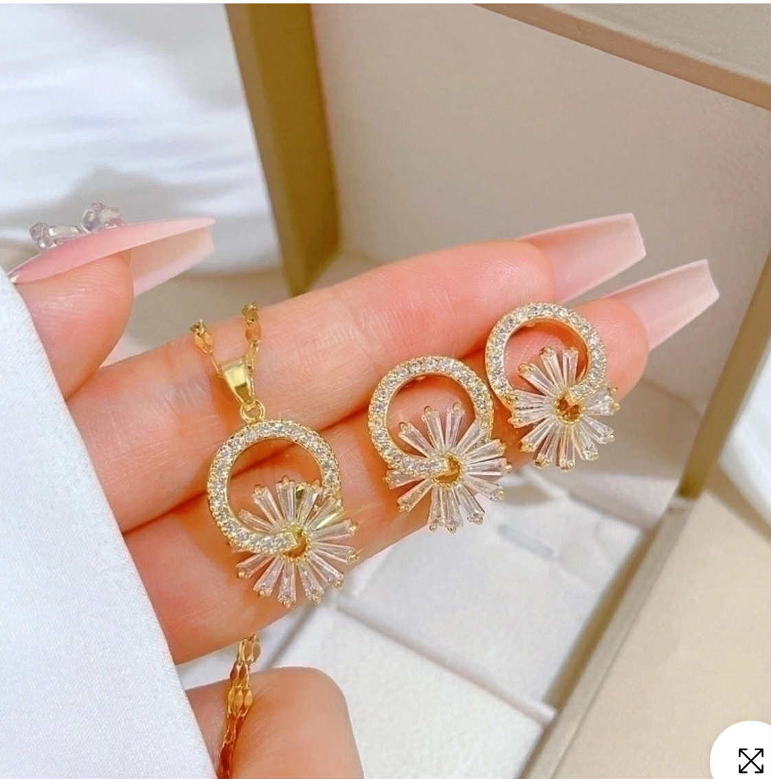 Radiant Sunburst Jewelry Set