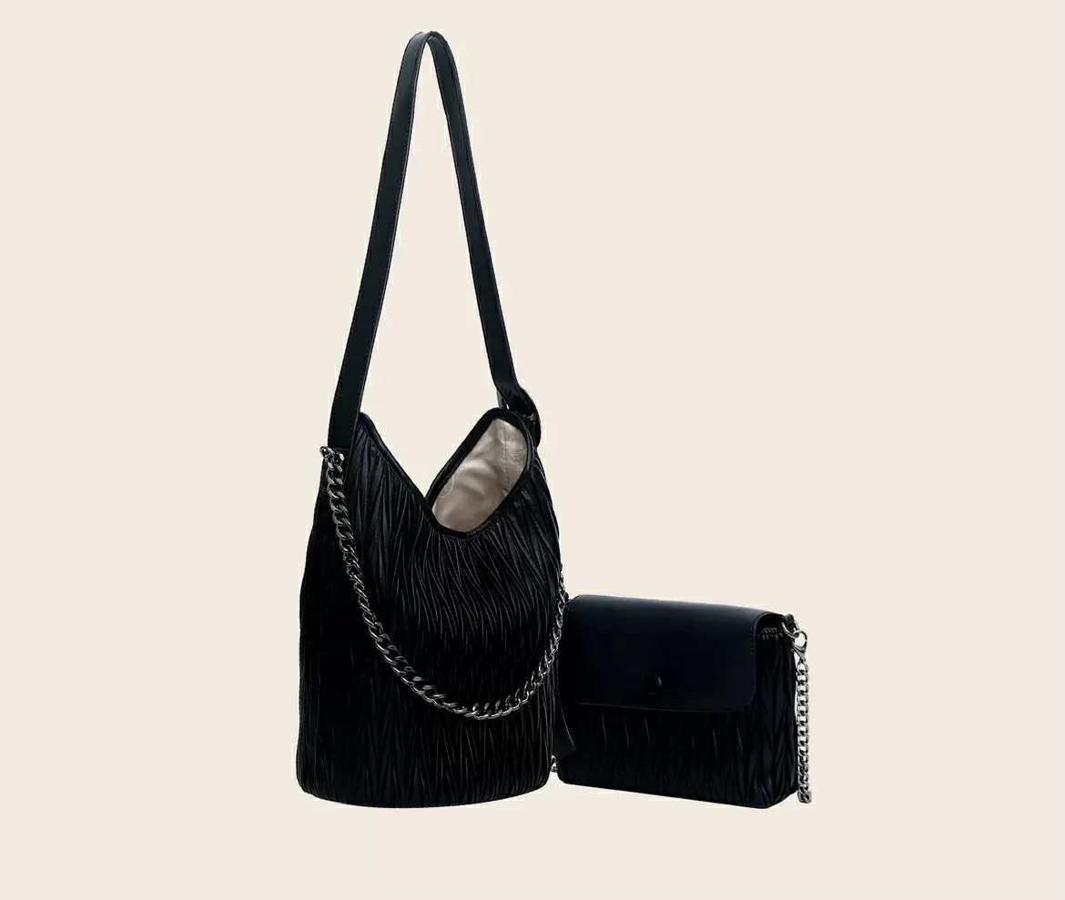 Black Pleated 2 in 1 Shoulder Bag