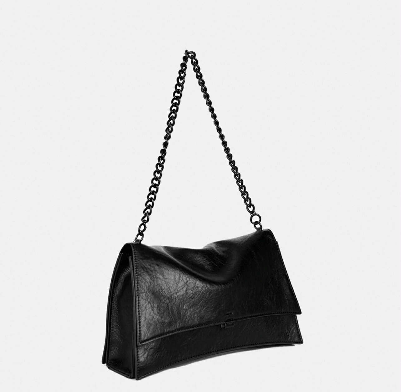 Black Minimalist Chain Bag – Faux Leather, Fold-Over Design