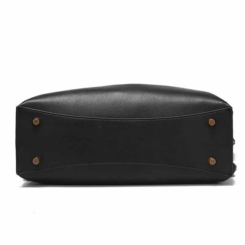 Black Soft Chain Pouch Bag
